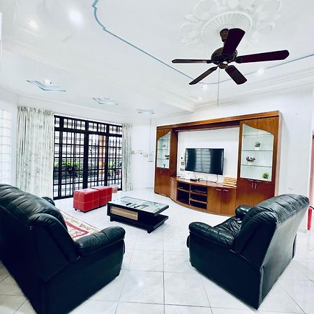 Singhome Holiday House Mersing Esterno foto